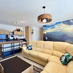 Comfortable T3 With Terrace And Garage! Apartmán Aix-les-Bains