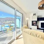 Apartmán Comfortable T3 With Terrace And Garage! *